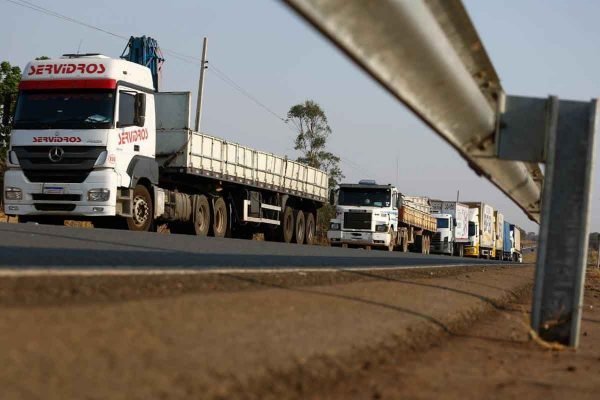 Transporte fecha agosto com saldo positivo na criação de postos de trabalho
